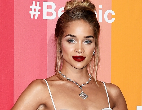 Sports Illustrated Rookie Jasmine Sanders Shares Diet, Fitness Routine